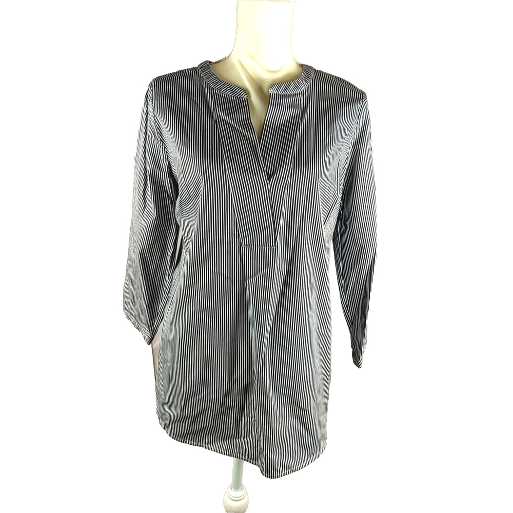 Talbot's Women Shirt Size Medium Black White Stripe Quarter sleeve